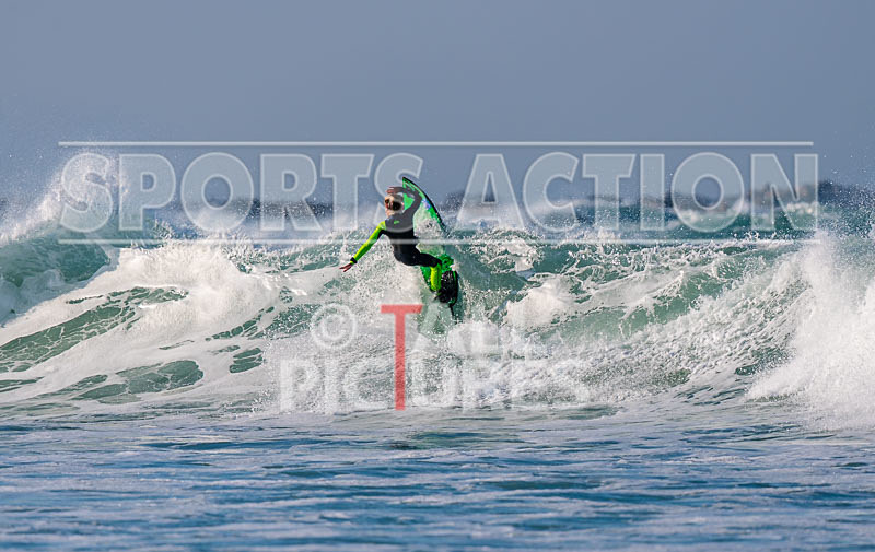 Surfing_18-11-2018-103 - SURFING AT VAZON BAY GUERNSEY