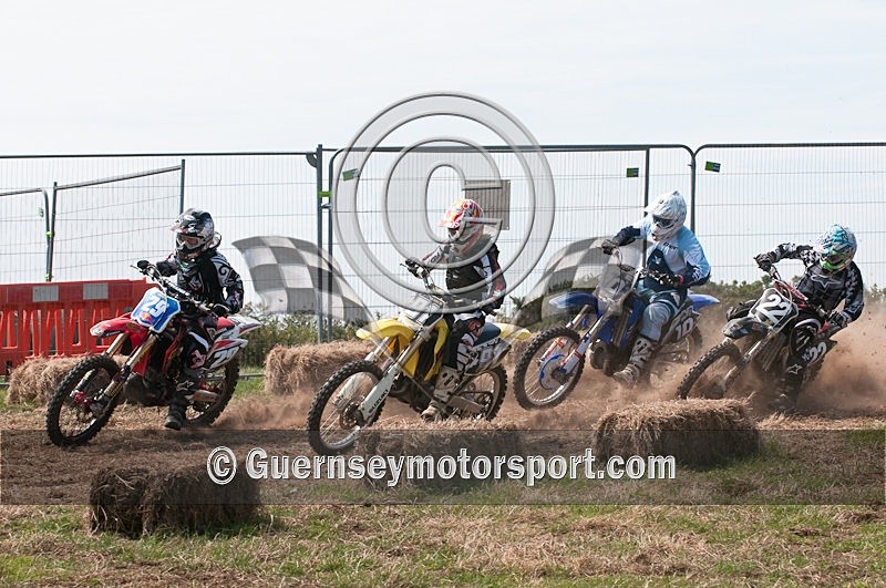 Hogwash_09-29 - HOGWASH 2009 - SCENE