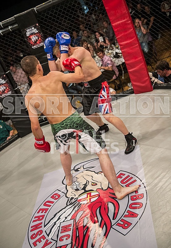 Cage Fighting_2012_Bout 2-16 - BOUT-2