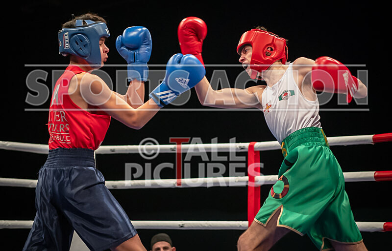 Bout 5_Ross Vinning v Aiden Dabare-13 - Bout 5_Ross Vinning v Aiden Dabare