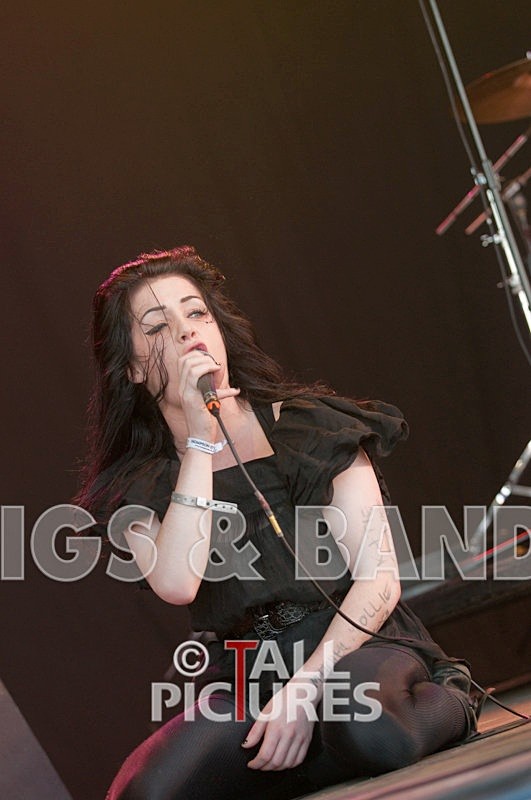 Fight Like Apes-15 - FIGHT LIKE APES