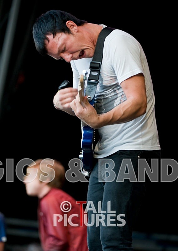 Cage the Elephant-2 - CAGE THE ELEPHANT