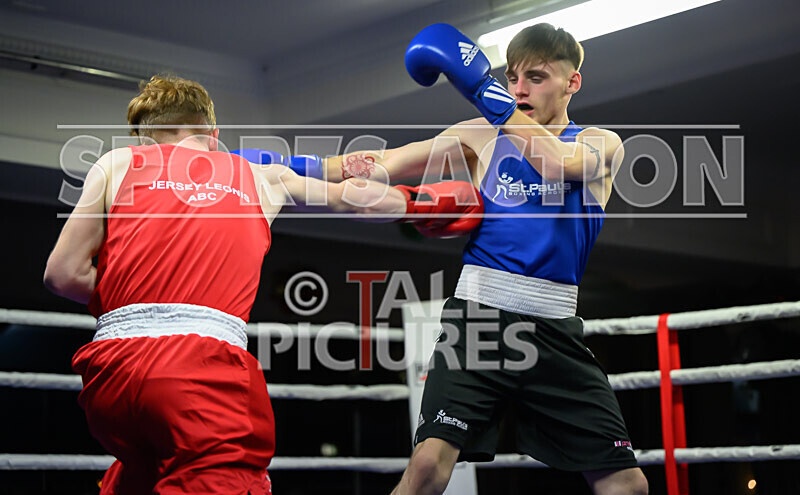 BOUT- 6_Aaron Gallichan v Andrew Kingston-12 - BOUT: 6_Aaron Gallichan v Andrew Kingston