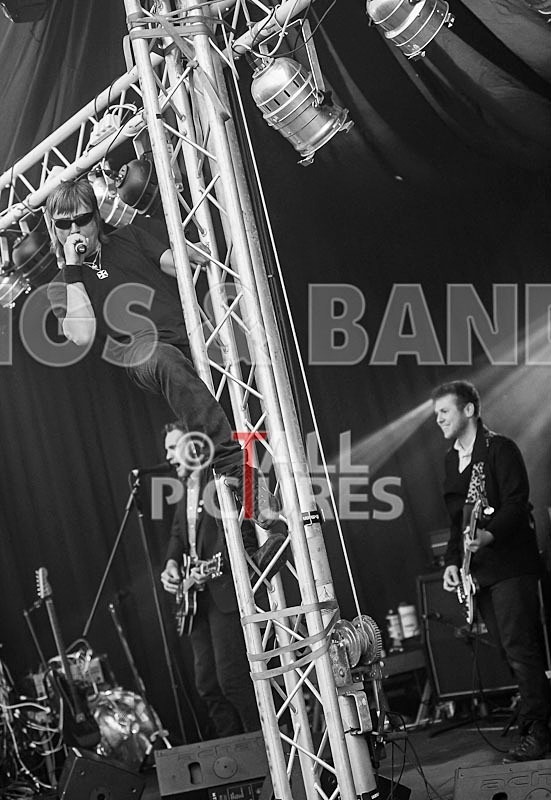 Thee Jenerators-301 - THEE JENERATORS