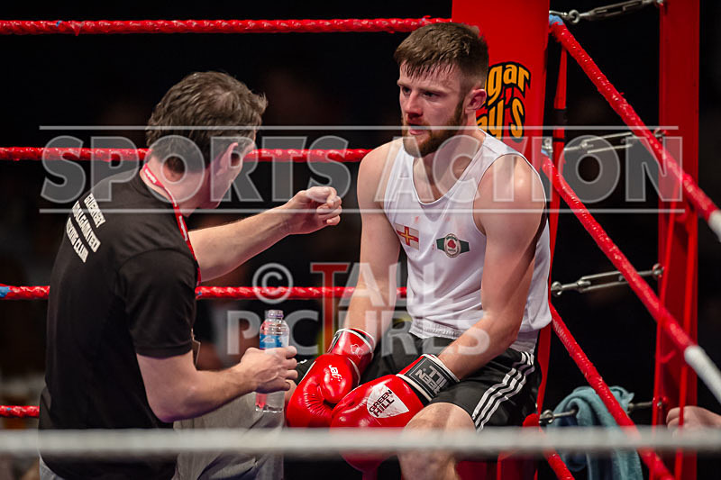 BOUT-19 - Chris Sumner v Courtney Frimpong-16 - BOUT-19 - Chris Sumner v Courtney Frimpong