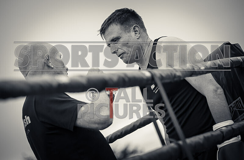 BOUT 12- Tyler the Lion Quintels v Phil Knock Knock Kiddy-21 - BOUT 12- Tyler 'the Lion' Quintels v Phil 'Knock Knock' Kiddy