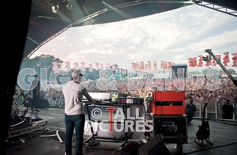 Chase  Status-1 - CHASE & STATUS