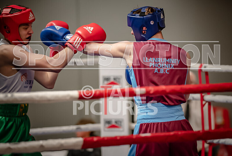BOUT 4 - Ross Vining v Lewis Oyler-6 - BOUT 4 - Ross Vining v Lewis Oyler