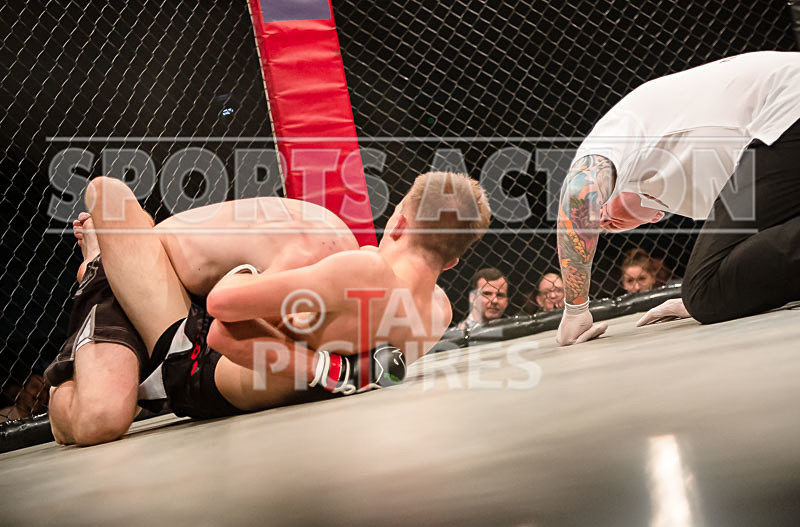 BOUT-9- James Jeune v Adam Walford-40 - BOUT-9 James Jeune v Adam Walford