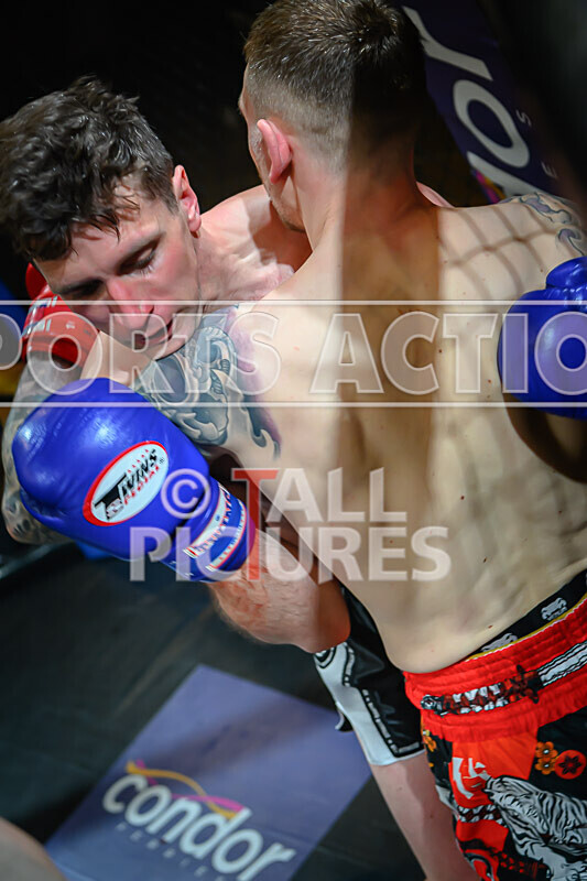 BOUT- 10 - Johan Pols v Ralph Pickering-51 - BOUT 10 - Johan Pols v Ralph Pickering