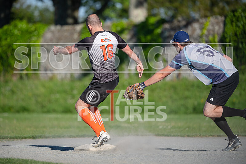 Softball_Rookies v Buccaneers-38 - ROOKIES v BUCCANEERS