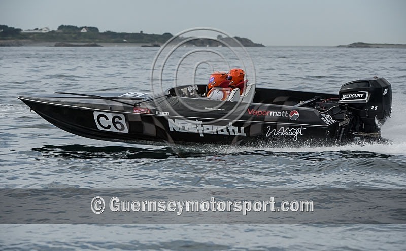 Powerboat Racing_04-08-2013-14 - RACE-9 NORTH BEACH OUTER