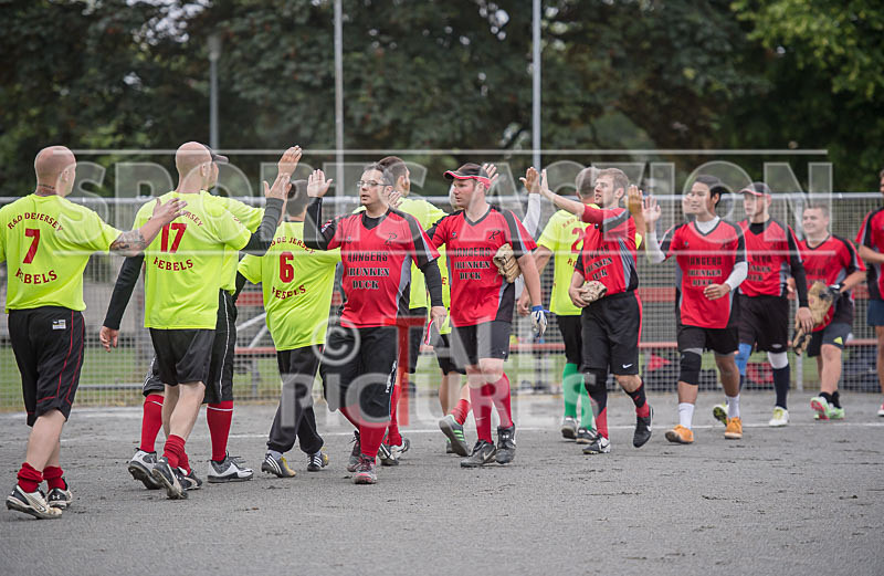 Softball_22-06-2016-4 - DRUNKEN DUCK RANGERS v REBELS