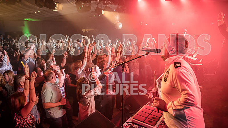 Fade2Grey-397 - FADE2GREY