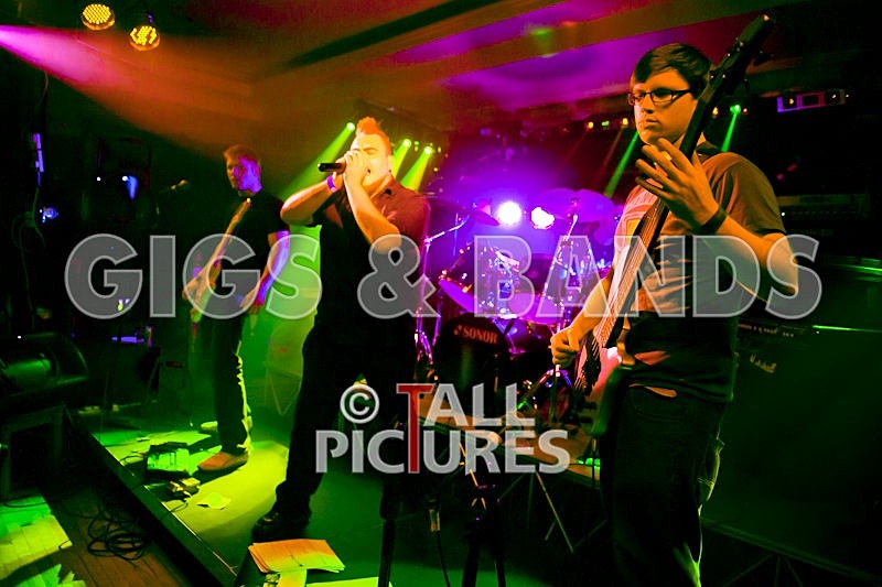 Dead Wing-17 - DEAD WING