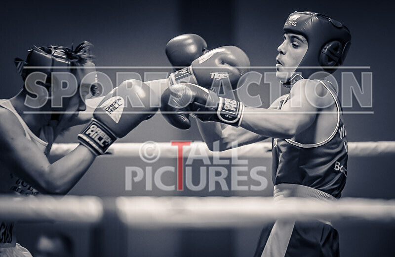 BOUT 5 - Ethan Le Moignan v Yoan Slaveykov-25 - BOUT 5 - Ethan Le Moignan v Yoan Slaveykov