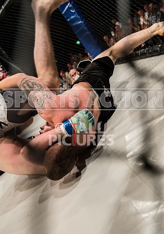 Cage Fighting_2012_Bout 11-10 - BOUT-11