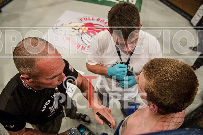 Lock-in Guernsey_2013_Bout-1-10 - BOUT-1