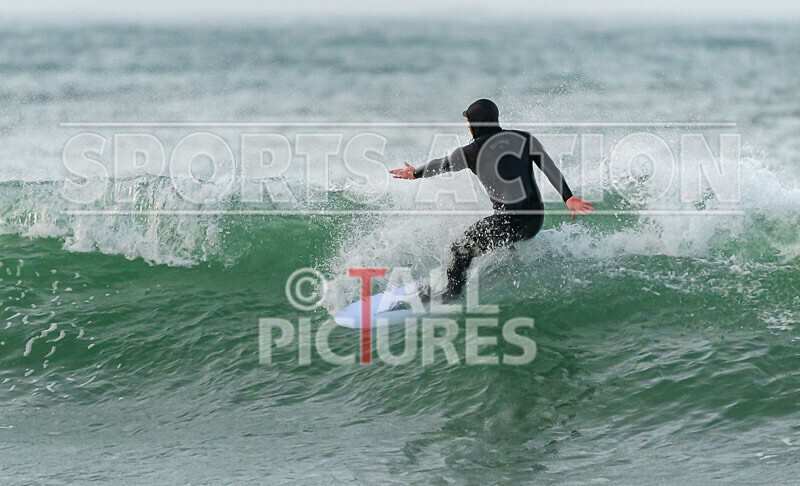 Surfing_New Years Eve 2021-126 - NEW YEARS EVE SURFING 2021