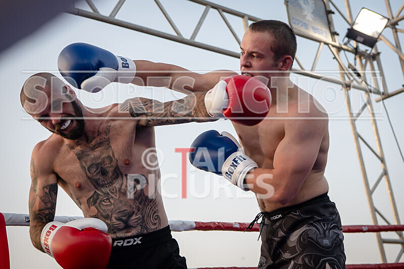 BOUT 14 - Koen -Kraken- Le Prevost v Lewis Bourgaize-6 - BOUT 14 - Koen 'Kraken' Le Prevost v Lewis Bourgaize