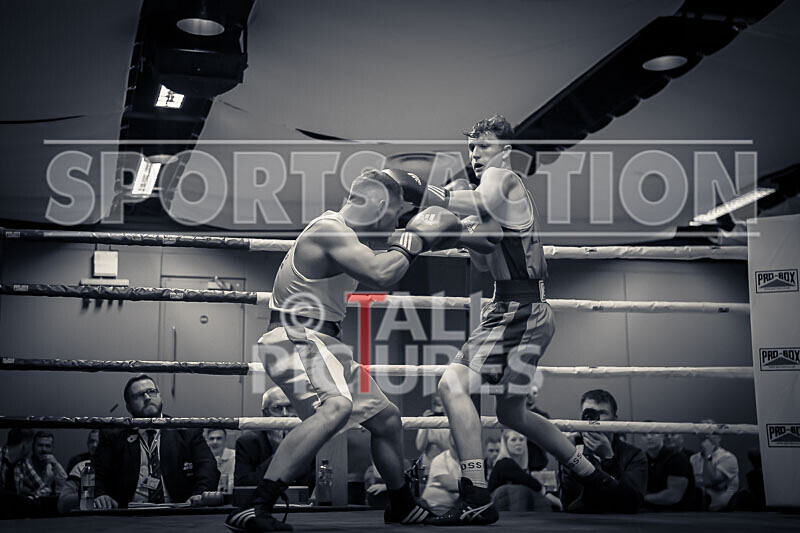 BOUT 11_Niall Adams v Blaine Lambert-47 - BOUT 11_Niall Adams v Blaine Lambert