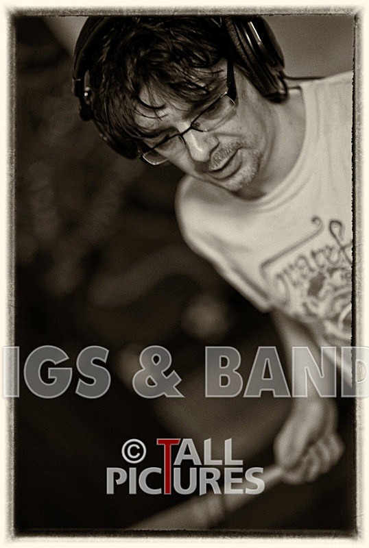 Teaspoonriverneck Studio Session-83_BW - TEASPOONRIVERNECK