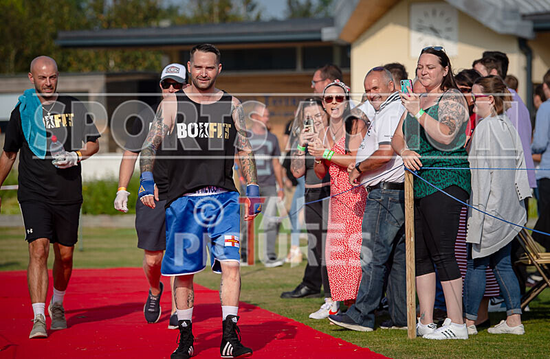 BOUT 7 - Brandon -Bravehart- Ashplant v Martin -the not so Ranging Bul - BOUT 7 - Brandon 'Bravehart' Ashplant v Martin 'the not so Ranging Bull' Le Prevost