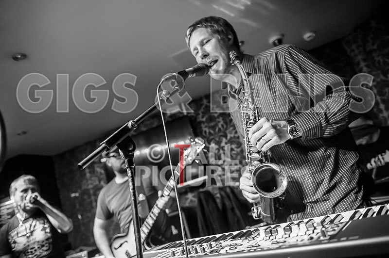 Thee Jenerators-338 - THEE JENERATORS