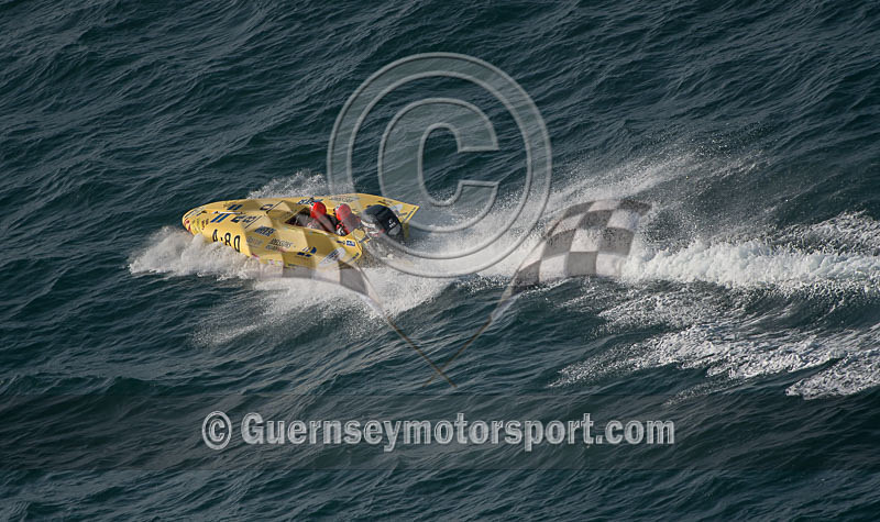 Worlds Powerboats_2014_Race-1-291 - UIM CLASS 3A & 3B WORLD OFFSHORE CHAMPIONSHIP_RACE-1