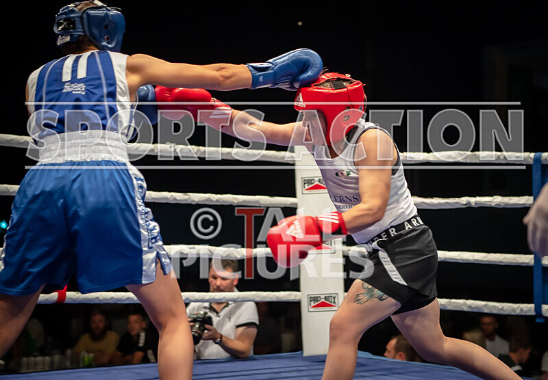 BOUT 6- Emma Martin v Stephanie Adlington-41 - BOUT 6: Emma Martin v Stephanie Adlington
