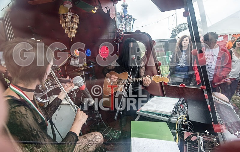 The Dukes Box-9 - THE DUKES BOX