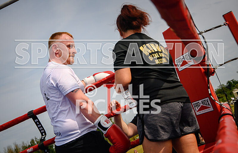 BOUT 3 - Dangerous Dan Cavanagh v Tim Scrappy Doo Rogers-19 - BOUT 3 - 'Dangerous' Dan Cavanagh v Tim 'Scrappy Doo' Rogers