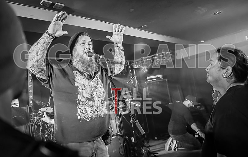 Metal to the Masses_2014-10 - METAL 2 THE MASSES 2014_THE ATMOSPHERE