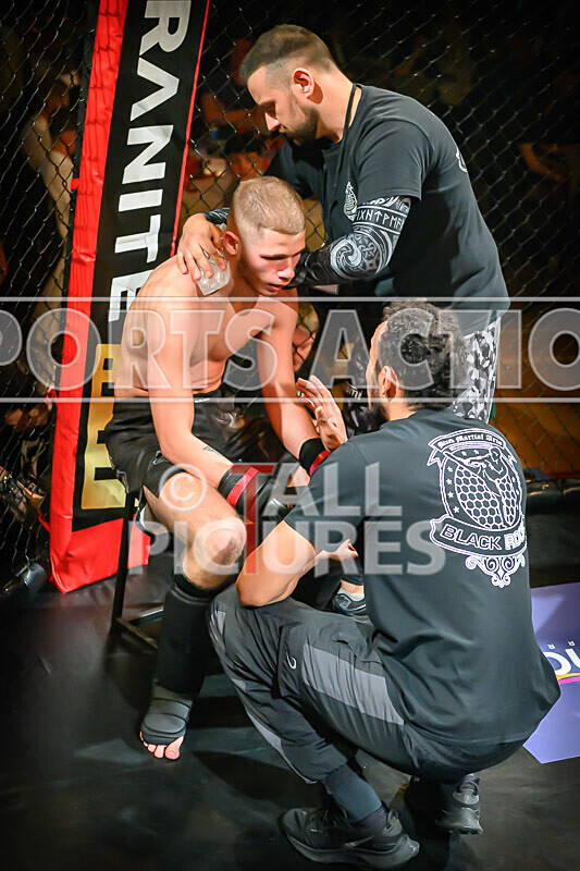 BOUT- 3 - Jack Migasuik v Hugo Birch-48 - BOUT: 3 - Jack Migasuik v Hugo Birch