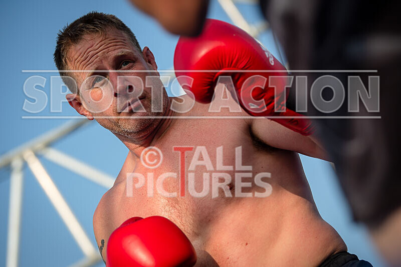 BOUT 9 - Jan -the Destroyer- Dame v Tom Schmiedhuber-22 - BOUT 9 - Jan 'the Destroyer' Dame v Tom Schmiedhuber