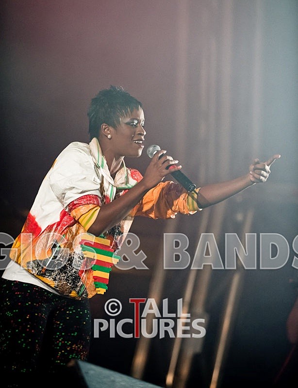 Basement Jaxx-34 - BASEMENT JAXX