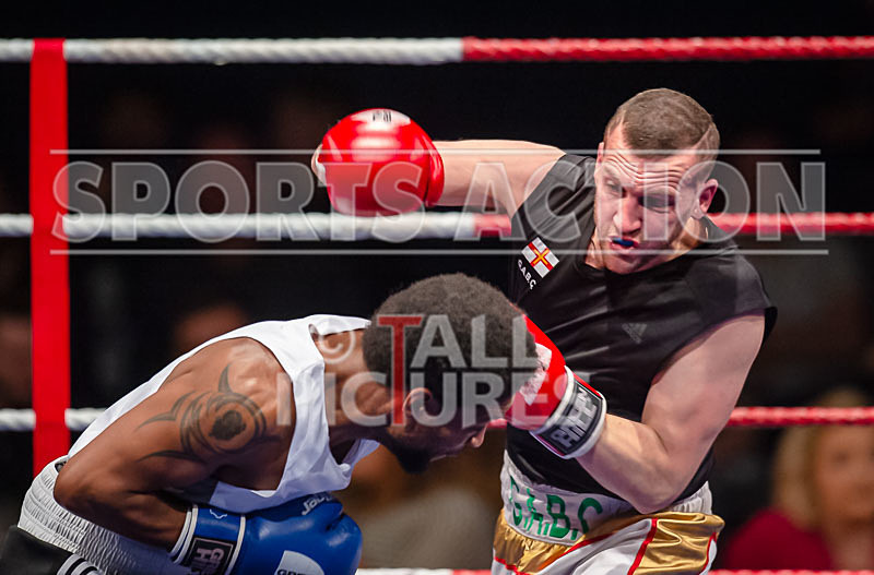 BOUT-18 - Jimmy Lesbirel v Byron Morris-20 - BOUT-18 - Jimmy Lesbirel v Byron Morris