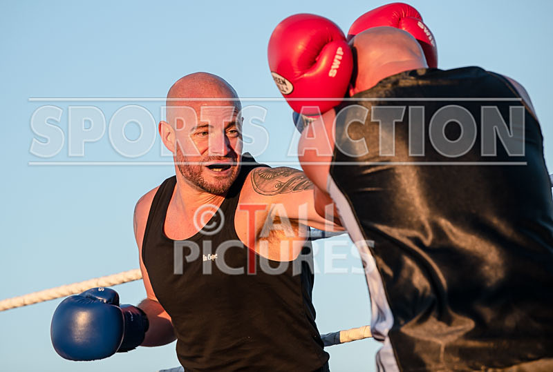 BOUT-12- Mad Charlie Moss v Tim Timbo Slice Luscombe-29 - BOUT-12 'Mad' Charlie Moss v Tim 'Timbo Slice' Luscombe