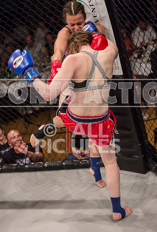 Stephanie Douglas v Lauren Sillence-38 - BOUT 6