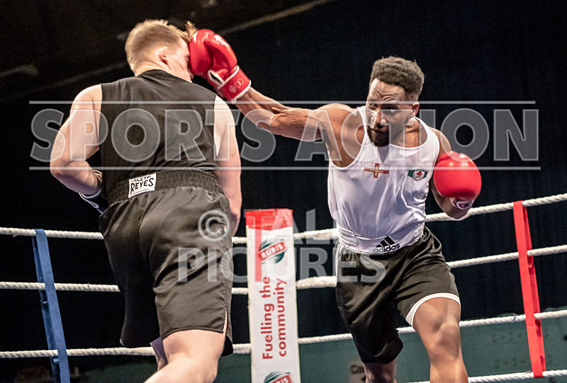 BOUT-10_Obile Botchway v Miles Horn-5 - BOUT-10_Obile Botchway v Miles Horn