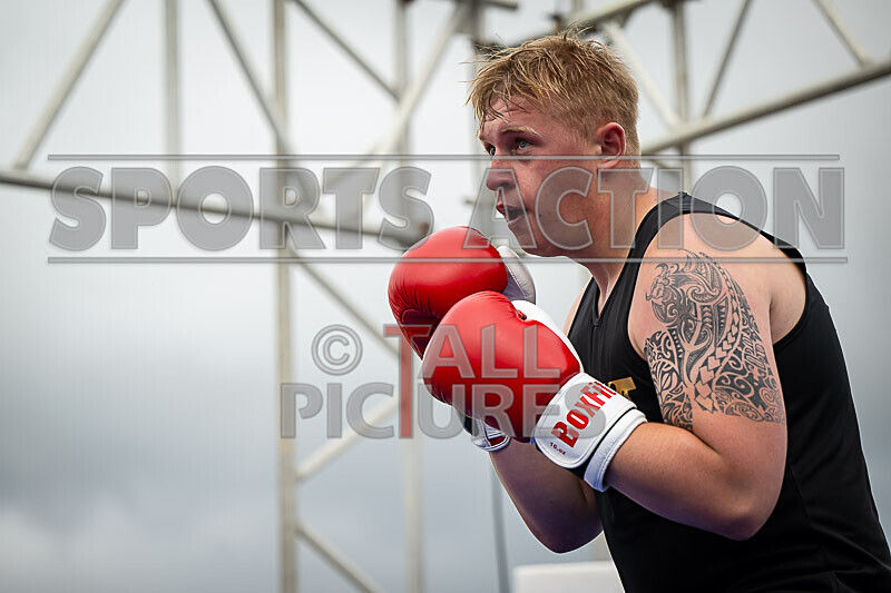 BOUT 7- Luke the Attack Man Atkinson v Chris Granite Gavey-27 - BOUT 7- Luke 'the Attack Man' Atkinson v Chris 'Granite' Gavey