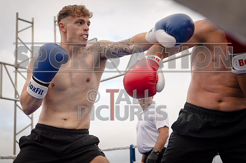 BOUT 10 Gareth the Marksman Morgan v Callum the Cannon Beausire-19 - BOUT 10- Gareth 'the Marksman' Morgan v Callum 'the Cannon' Beausire