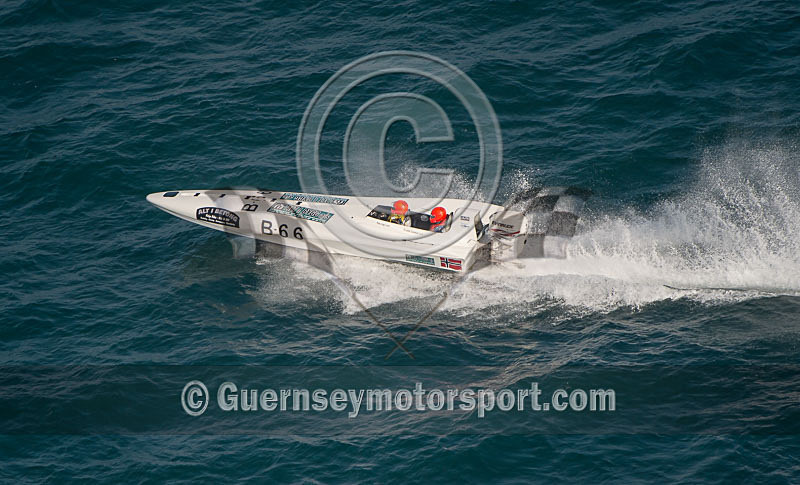 Worlds Powerboats_2014_Race-1-242 - UIM CLASS 3A & 3B WORLD OFFSHORE CHAMPIONSHIP_RACE-1