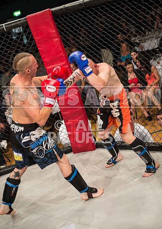 Cage Fighting_2012_Bout 10-13 - BOUT-10