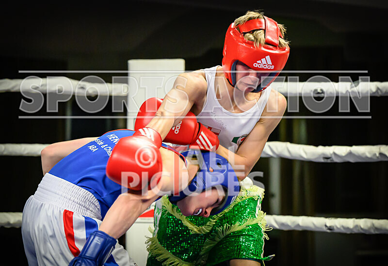 BOUT- 5 - Arnie Watson v Ryan Henry-26 - BOUT 5 - Arnie Watson v Ryan Henry
