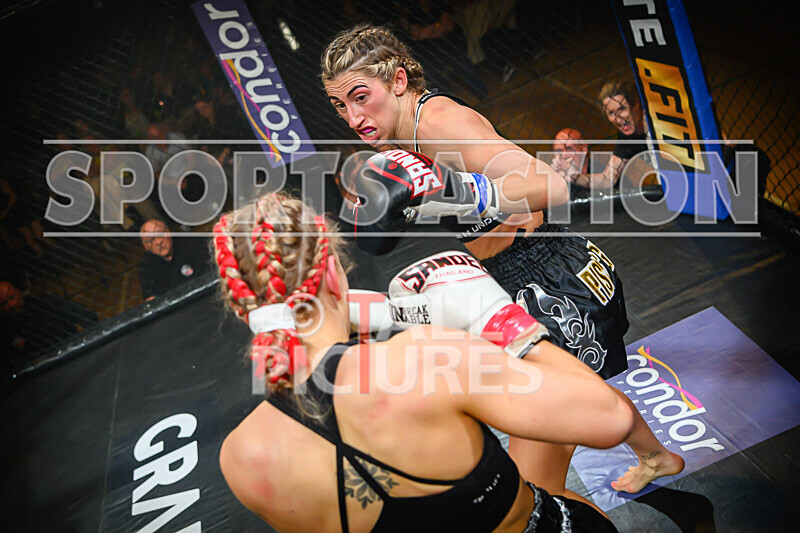 BOUT- 9 - Laura Douglas v Georgia Blumsom-84 - BOUT 9 - Laura Douglas v Georgia Blumsom