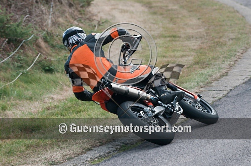 Ald Hill Bike-5 - ALDERNEY HILL CLIMB 2009