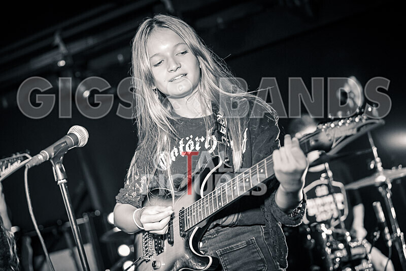 Between Light and I-29 - BETWEEN LIGHT AND I