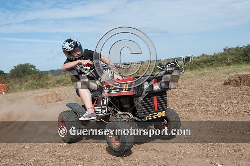 Hogwash_09-85 - HOGWASH 2009 - SCENE