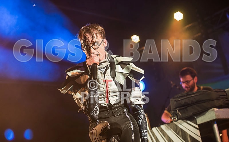 The Correspondants-21 - THE CORRESPONDANTS